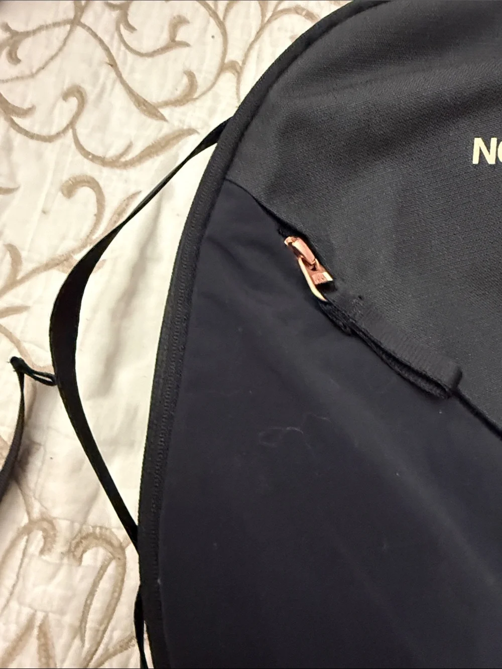 NWT The North Face Isabella Sling Bag Black Rose Gold